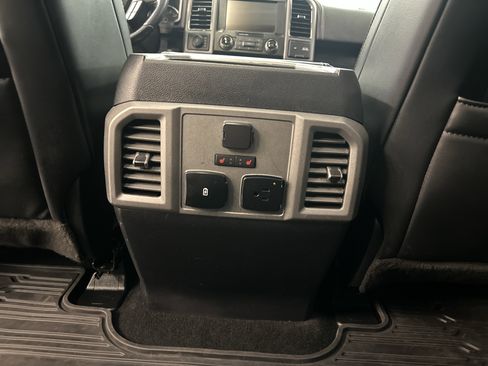 Used 2019 Ford F150 Raptor w/ Equipment Group 802A Luxury image 28