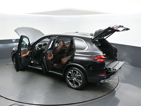 New 2026 BMW X5 sDrive40i w/ Parking Assistance Package image 2
