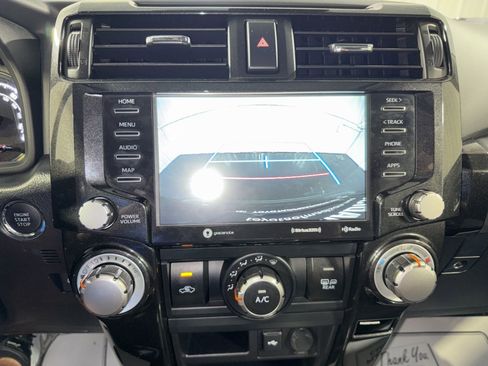 Used 2023 Toyota 4Runner 40th Anniversary SE AWD/4WD image 26