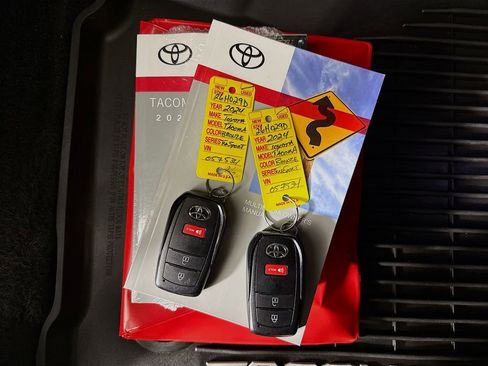 Certified 2024 Toyota Tacoma TRD Sport image 33