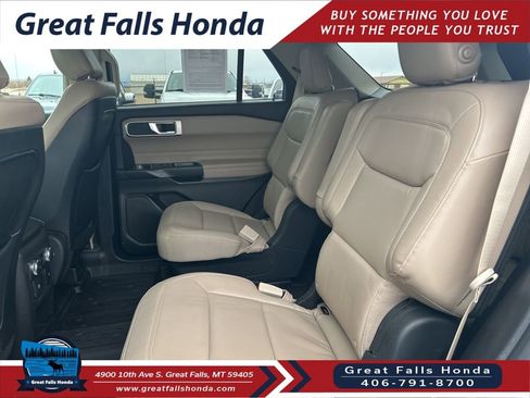 Used 2020 Ford Explorer XLT w/ Equipment Group 202A image 24