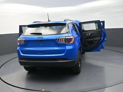 New 2026 Jeep Compass Latitude AWD/4WD image 34