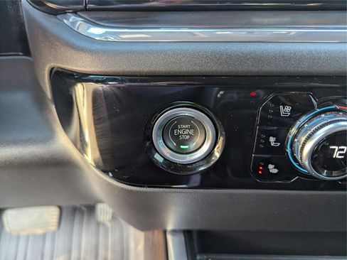 Used 2023 GMC Sierra 1500 SLT w/ SLT Premium Package image 18