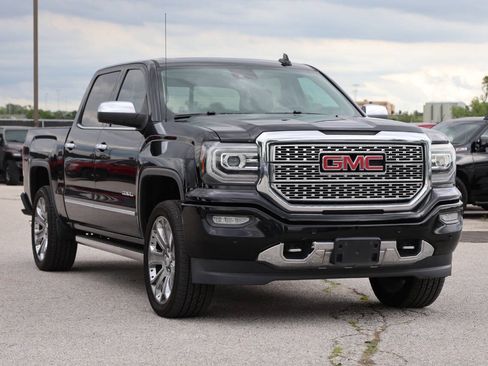 Used 2017 GMC Sierra 1500 Denali w/ Denali Ultimate Package AWD/4WD image 4