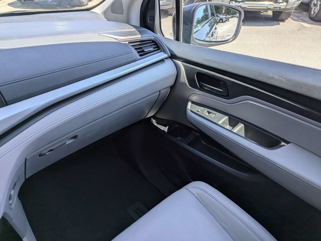 Used 2019 Honda Odyssey EX-L image 17