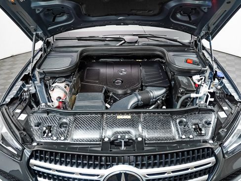Used 2025 Mercedes-Benz GLE 350 4MATIC image 3