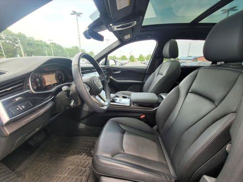 Certified 2024 Audi Q7 3.0T Prestige AWD/4WD image 12