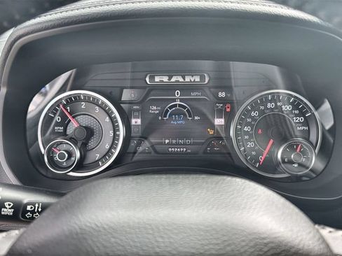 Used 2024 RAM 1500 Laramie RWD image 12