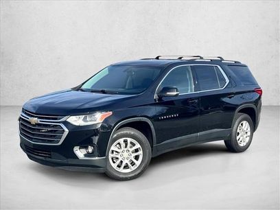 Used 2021 Chevrolet Traverse LT