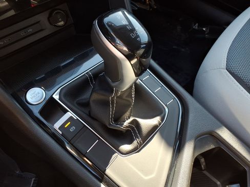 New 2026 Volkswagen Taos S image 17