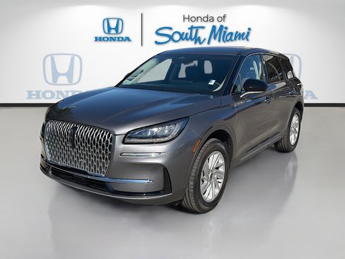 Used 2024 Lincoln Corsair FWD image 3