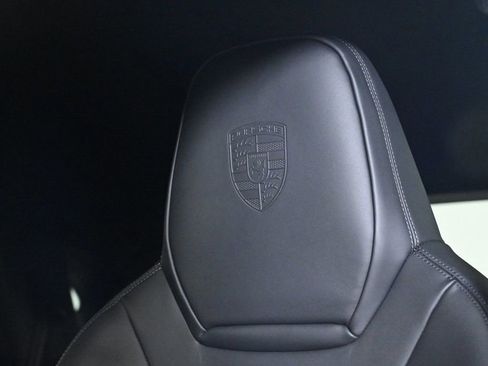 Certified 2025 Porsche Cayenne GTS image 23