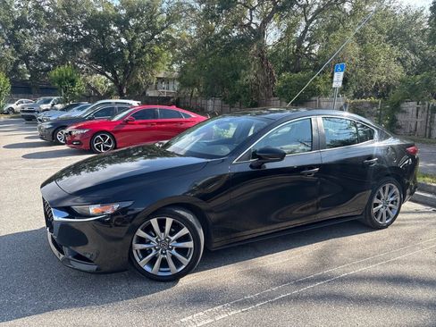 Used 2025 MAZDA MAZDA3 2.5 S Sedan w/ Preferred Pkg FWD image 3