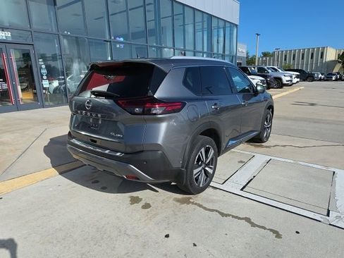 Used 2022 Nissan Rogue SL w/ SL Premium Package AWD/4WD image 4