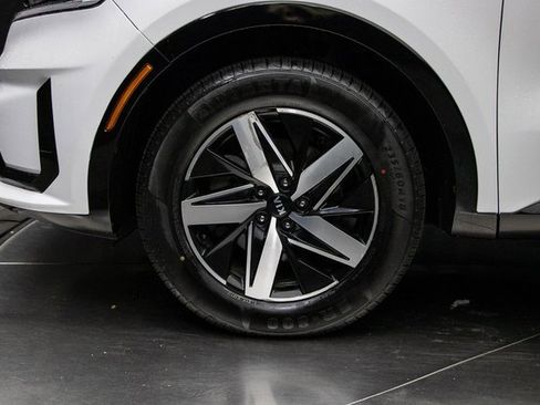 Used 2021 Kia Sorento EX image 8
