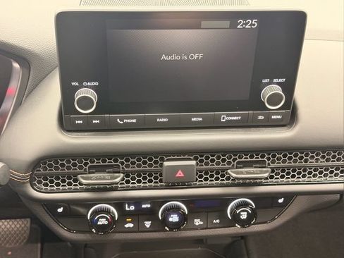 Used 2025 Honda HR-V Sport image 28
