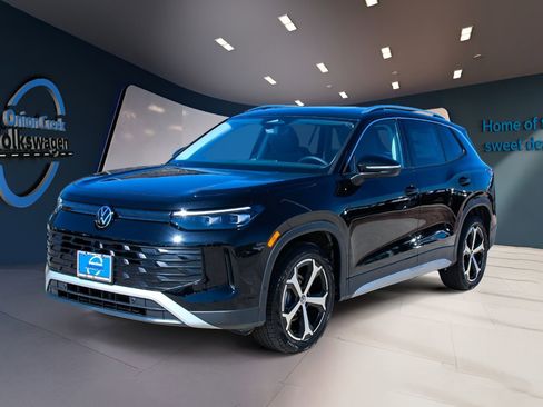 New 2026 Volkswagen Tiguan SE FWD image 8