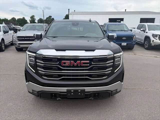 Used 2025 GMC Sierra 1500 SLT w/ SLT Premium Package AWD/4WD image 9