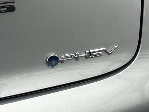 New 2026 Toyota Prius Plug-In Hybrid FWD image 8