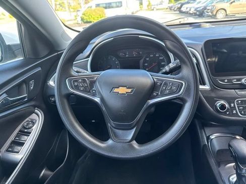Used 2024 Chevrolet Malibu LT FWD image 20