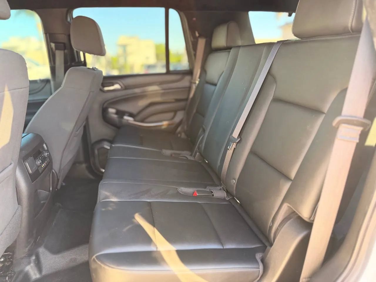 Used 2018 Chevrolet Tahoe 4WD image 29
