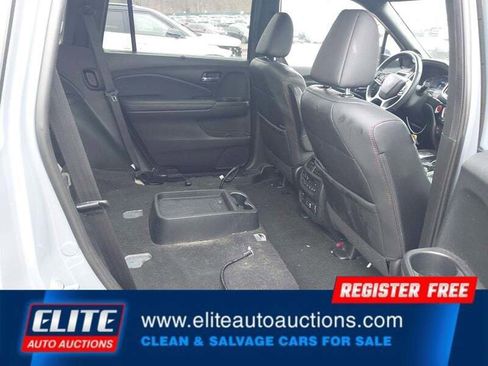 Used 2022 Honda Pilot Black Edition image 15