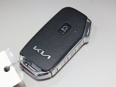 Used 2022 Kia Telluride S AWD/4WD image 42