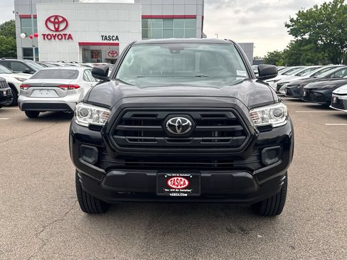 Used 2019 Toyota Tacoma SR w/ SX Package AWD/4WD image 2