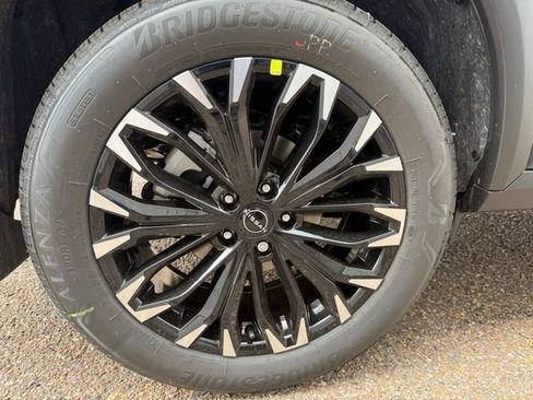 New 2026 Nissan Rogue Dark Armor FWD image 30