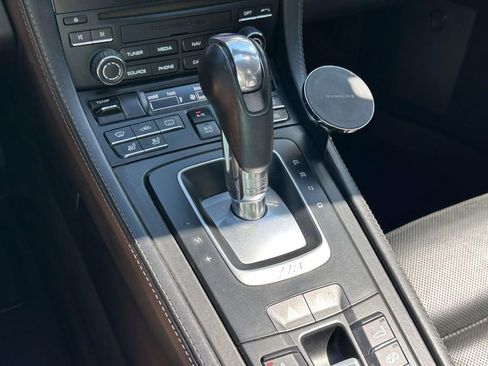 Used 2019 Porsche 718 Boxster GTS RWD image 28