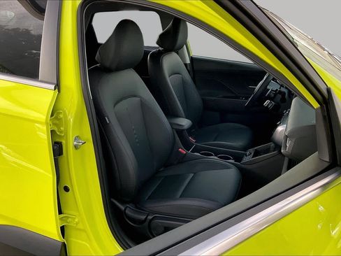 Used 2026 Hyundai Kona Limited FWD image 9
