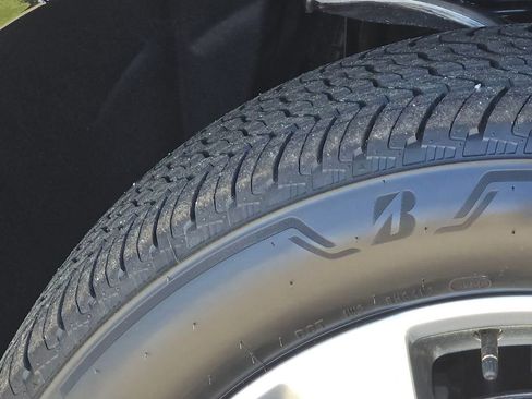 New 2026 Chevrolet Suburban Premier w/ Sun And Tow Package image 28