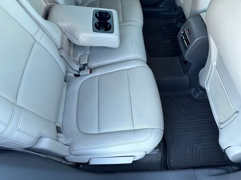 Used 2021 Lincoln Corsair Reserve image 17