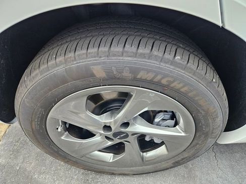 Used 2026 Genesis GV70 2.5T image 6