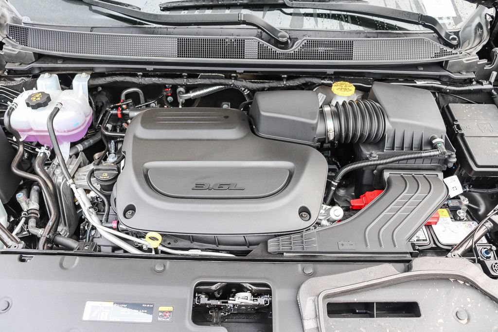 New 2027 Chrysler Pacifica Select FWD image 30
