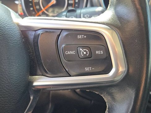 Used 2019 Jeep Wrangler Unlimited Sahara w/ Safety Group AWD/4WD image 28