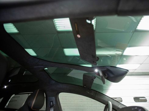 Used 2022 Lucid Air Grand Touring image 31