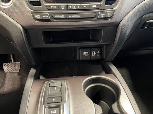 Used 2023 Honda Ridgeline Sport image 19