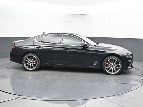 Used 2025 Genesis G70 2.5T AWD/4WD image 4
