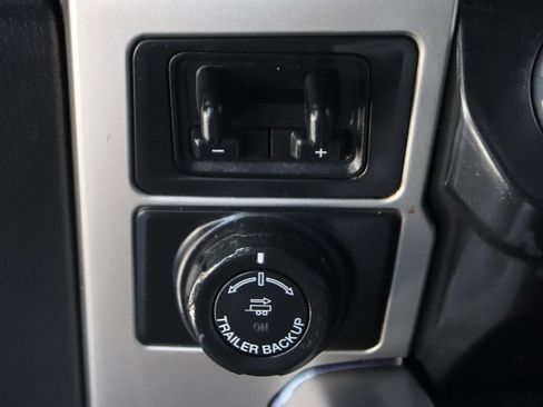 Used 2022 Ford F250 Lariat w/ Black Appearance Package AWD/4WD image 34