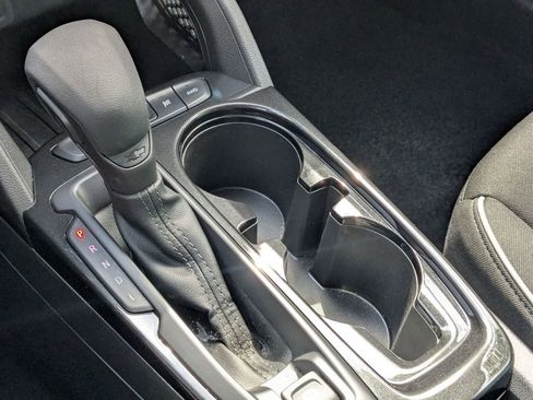 Used 2025 Chevrolet TrailBlazer LT image 17