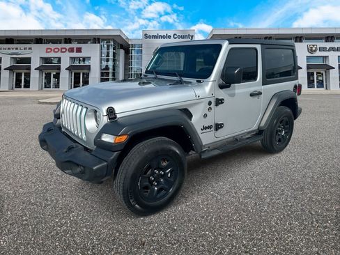 Certified 2023 Jeep Wrangler Sport AWD/4WD image 5