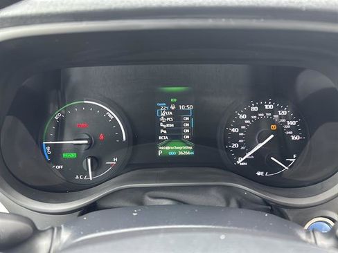 Used 2022 Toyota Sienna XLE image 25