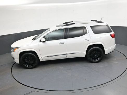 Used 2017 GMC Acadia Denali w/ Technology Package image 26