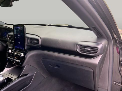 Used 2023 Ford Explorer ST w/ Equipment Group 401A AWD/4WD image 19