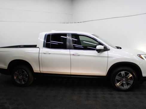 Used 2017 Honda Ridgeline RTL-T image 4