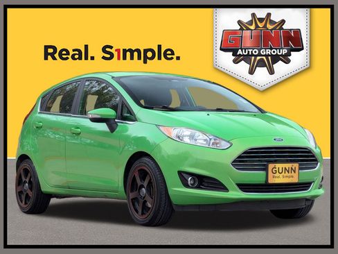 Used 2015 Ford Fiesta Titanium image 1