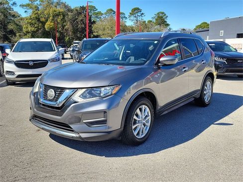 Used 2020 Nissan Rogue SV image 5