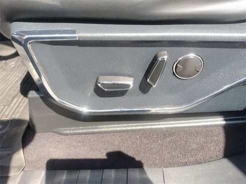 Used 2021 Ford F150 Lariat w/ Max Trailer Tow Package image 26