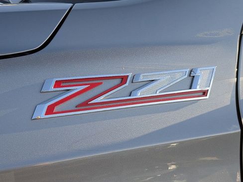 Used 2024 Chevrolet Tahoe Z71 w/ Luxury Package image 15